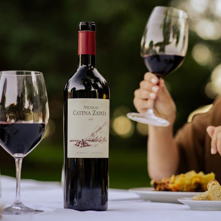 Nicolás Catena Zapata Vino Red Blend 750 ml / 25.3 oz – Mendoza Argentina