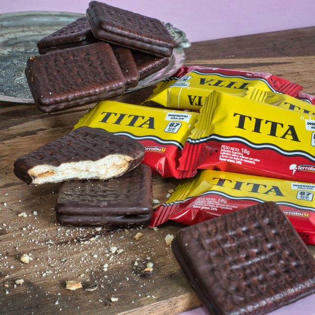 Oblea Tita de chocolate con relleno de crema de limón, 18 g / 0,63 oz (Paquete de 6)