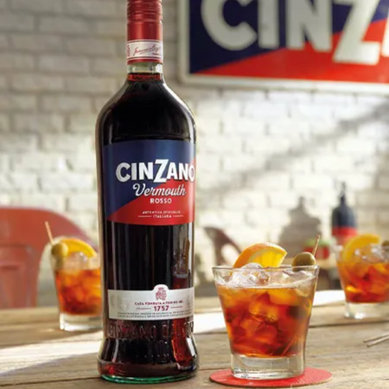 Cinzano Rosso Vermouth 950 ml / 32.1 oz – Vermut Italiano Rojo Dulce y Aromático
