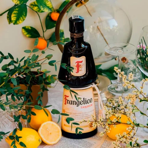 Frangelico 700 ml – Licor de Avellanas Italiano (Impuestos incluidos)