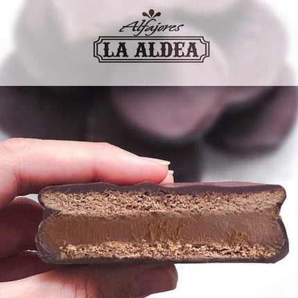 Alfajores de Chocolate relleno de Dulce de Leche La Aldea, 780 g / 27,51 oz (Caja de 12)