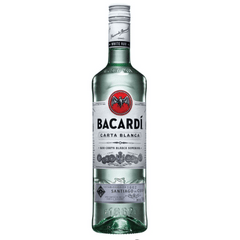 Botella Bacardi Ron Blanco 750 ml / 25.3 oz – Ron blanco premium ideal para cocktails como Mojito, Daiquirí y Piña Colada.