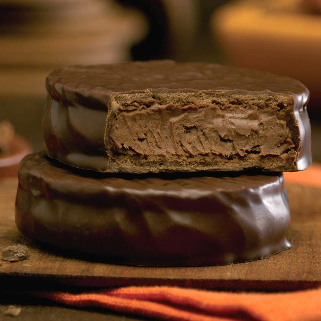 Cachafaz Chocolate Mousse Alfajor, 60g (box of 12