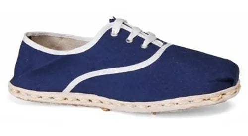 Alpargatas azules con cordon, talle 44/45.